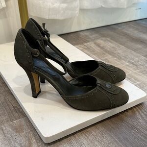 Nine & Co. Dark Olive Heels
